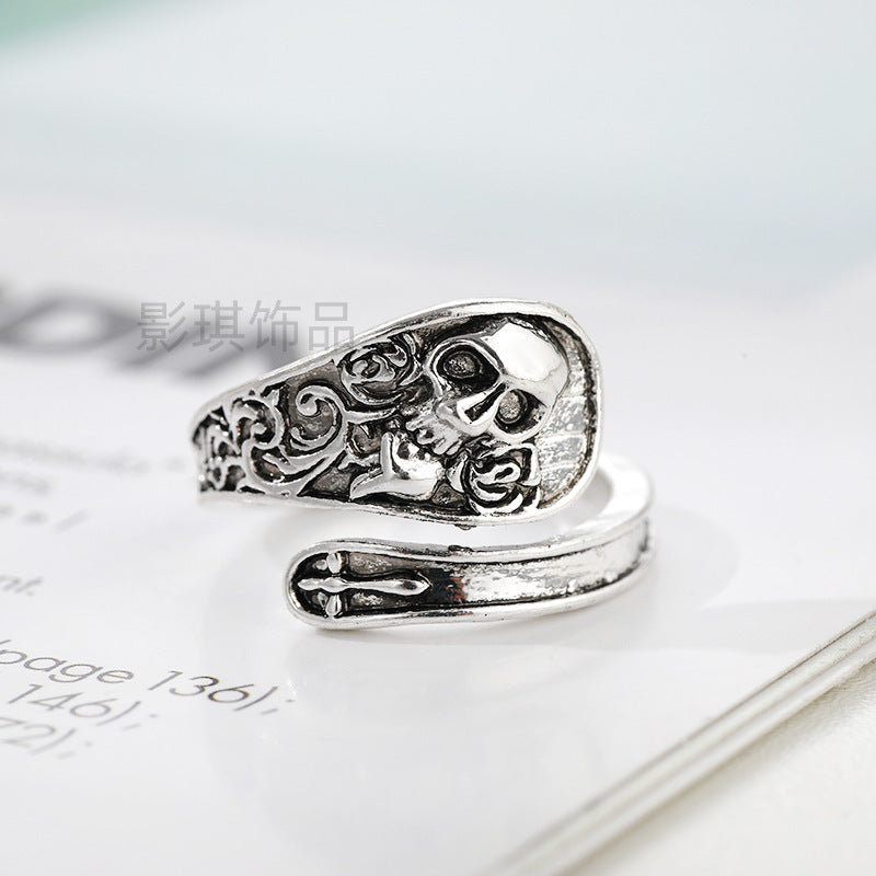 Retro Artistic Skull Ring For Women